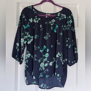 Lauren Conrad Blouse, size medium
